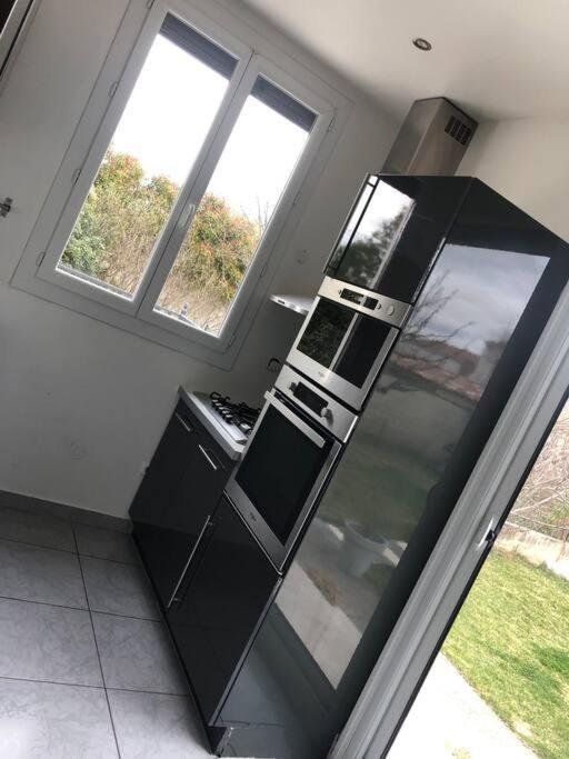 Villa Climatise Avec Piscine Et Jacuzzi Carpentras Exterior foto