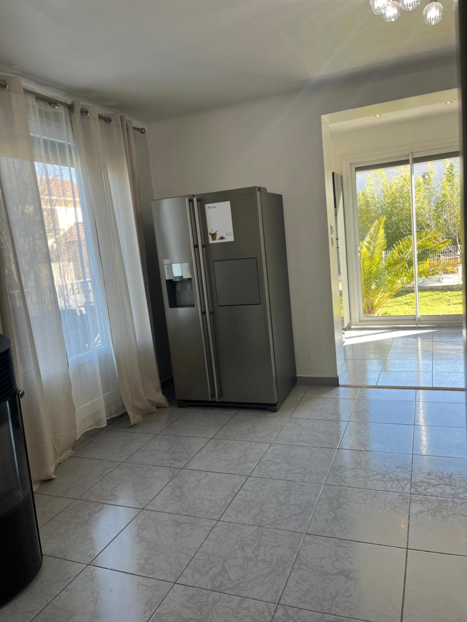 Villa Climatise Avec Piscine Et Jacuzzi Carpentras Exterior foto